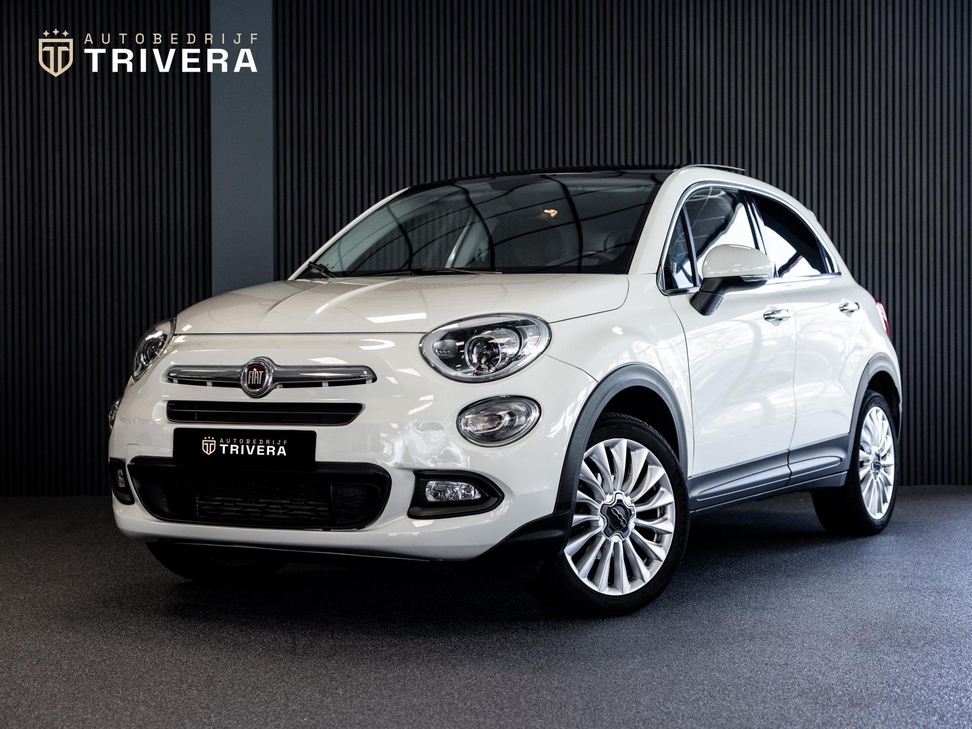 Fiat Fiat 500x 1.4 Turbo MultiAir Lounge l PANO l SENSOR l NAVI l 1ste eig. l CLIMATE l Stuur & Stoelverw.l LMV l Keyless l Trekhaak 2015 - voorkant