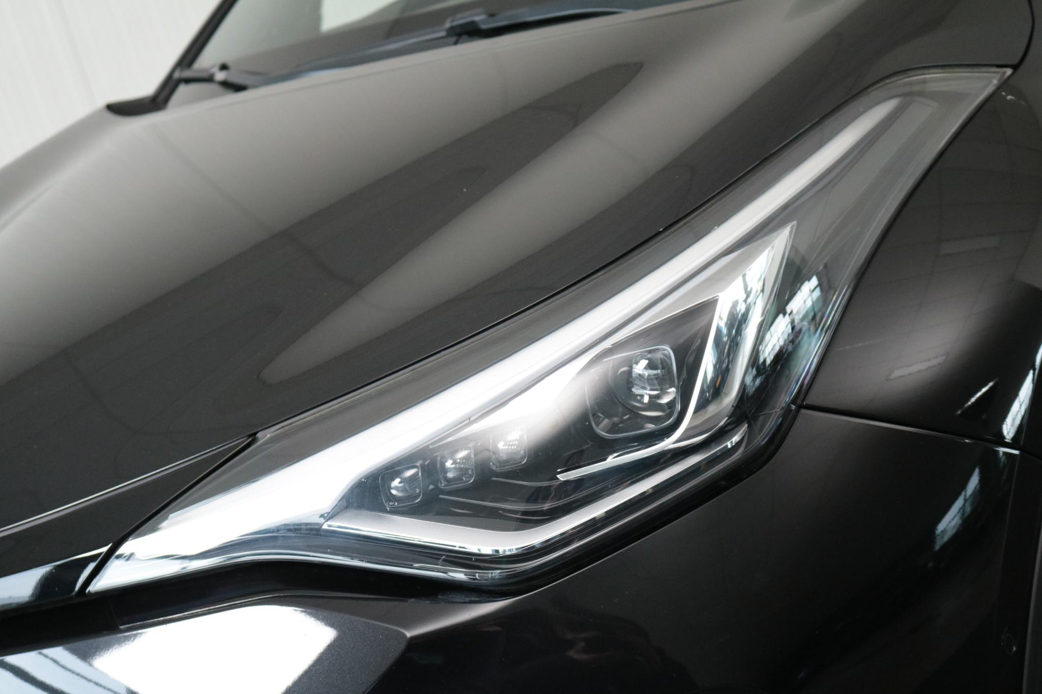 Foto van Toyota Toyota C-hr