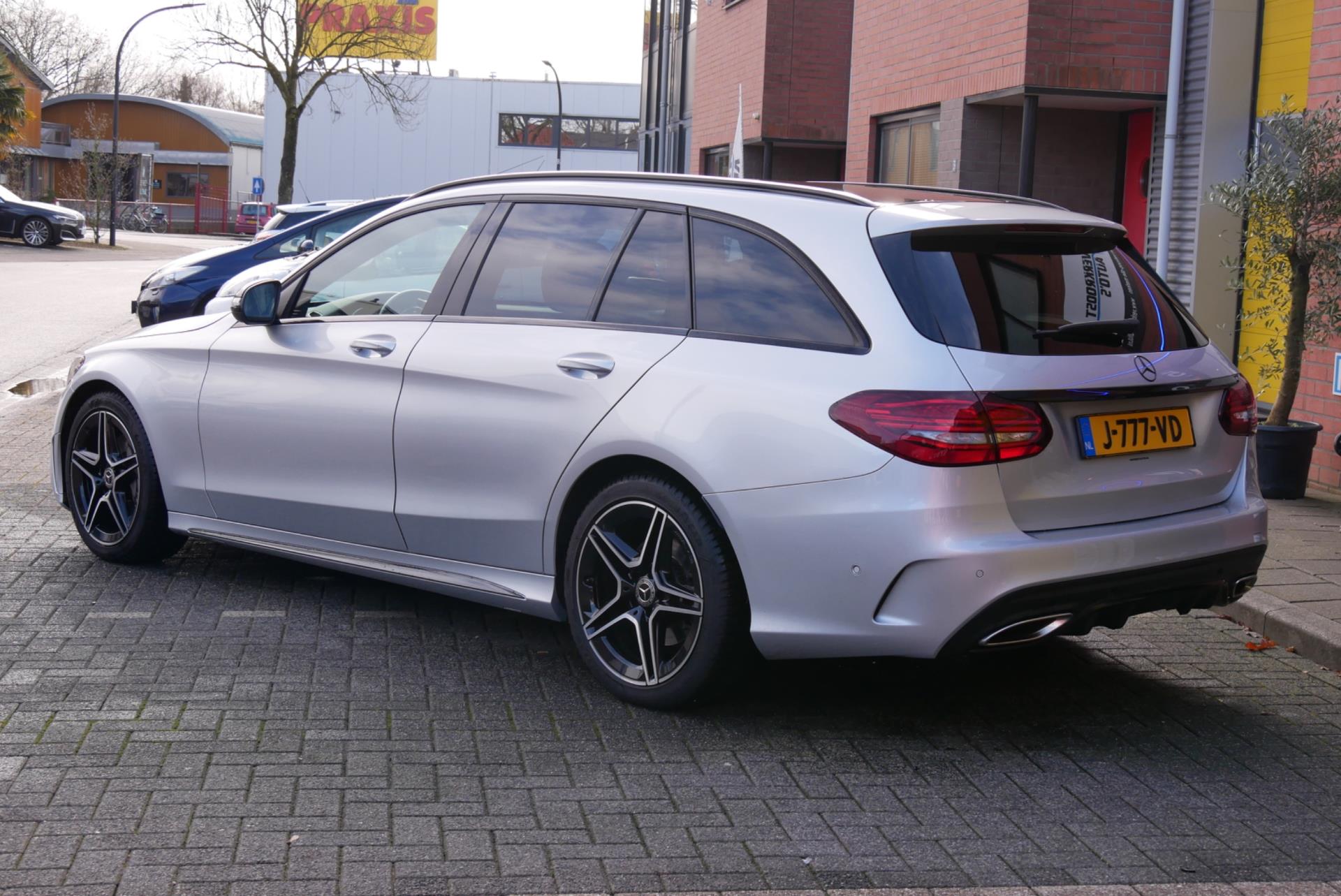 Foto van Mercedes-Benz C 200