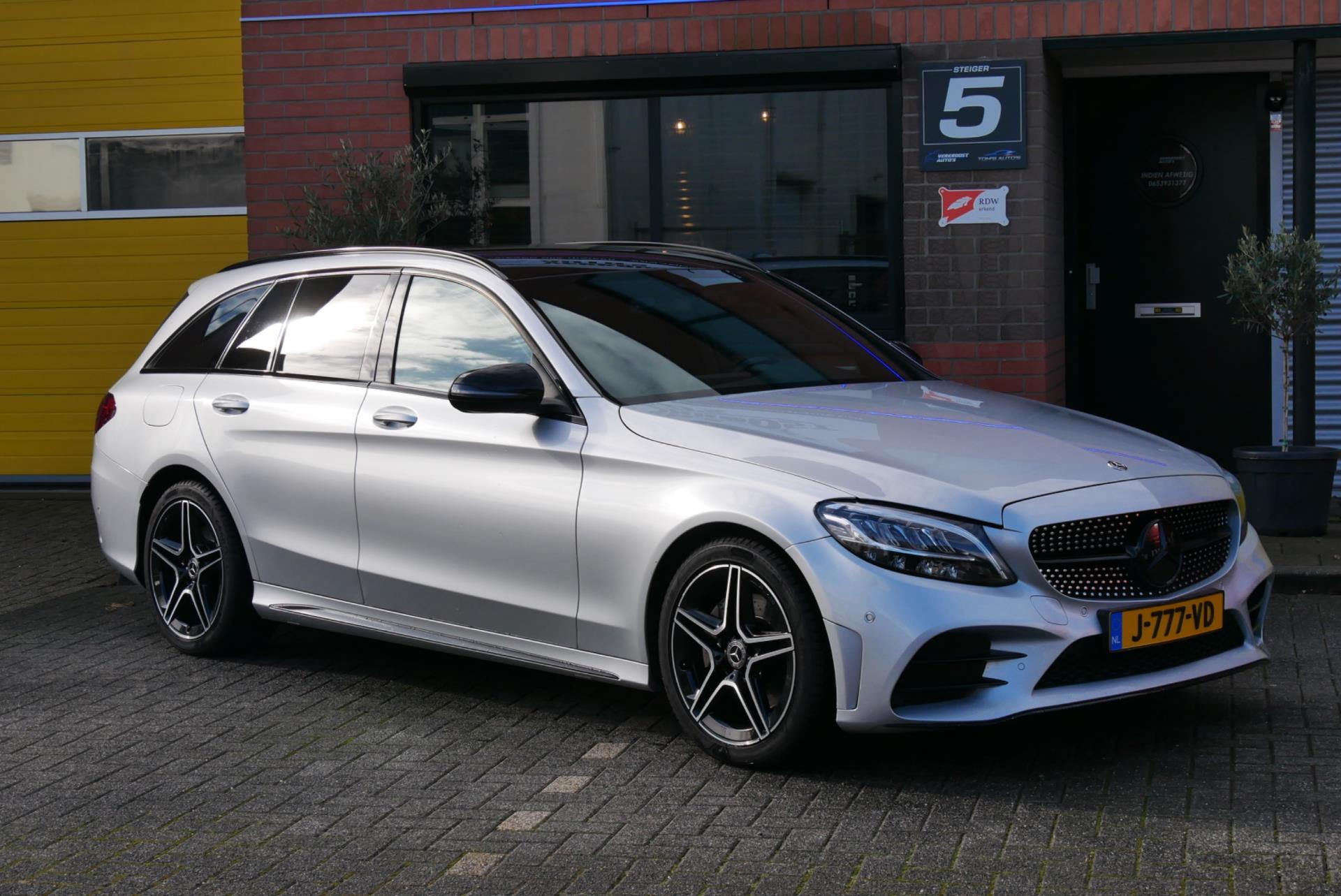 Foto van Mercedes-Benz C 200