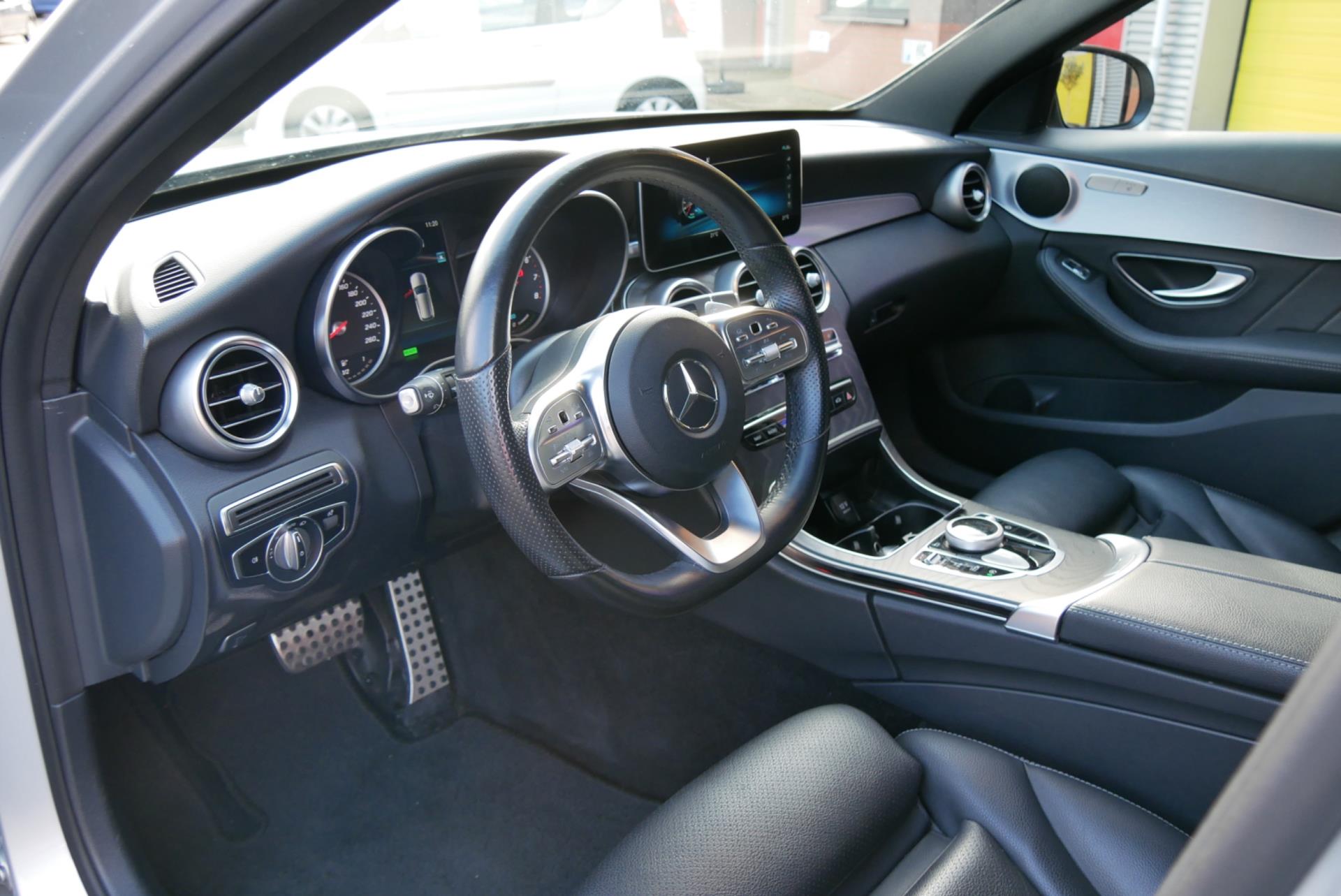 Foto van Mercedes-Benz C 200