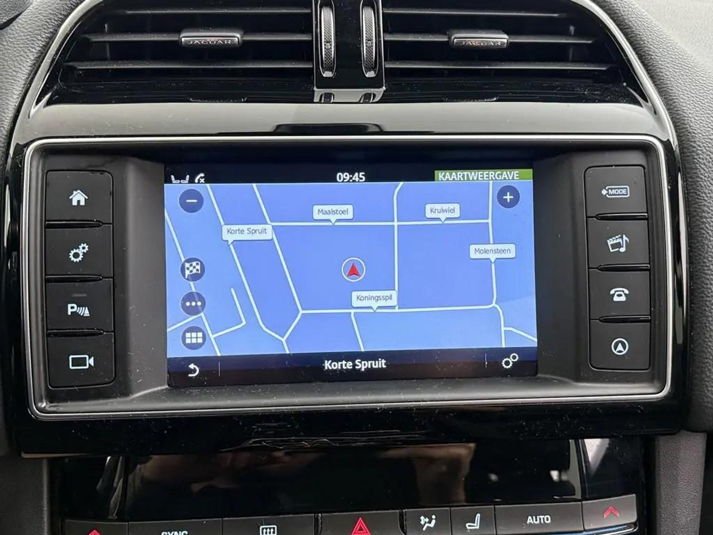 Foto van Jaguar Jaguar F-pace