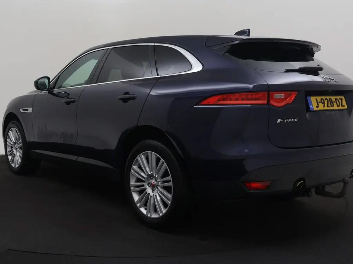 Foto van Jaguar Jaguar F-pace