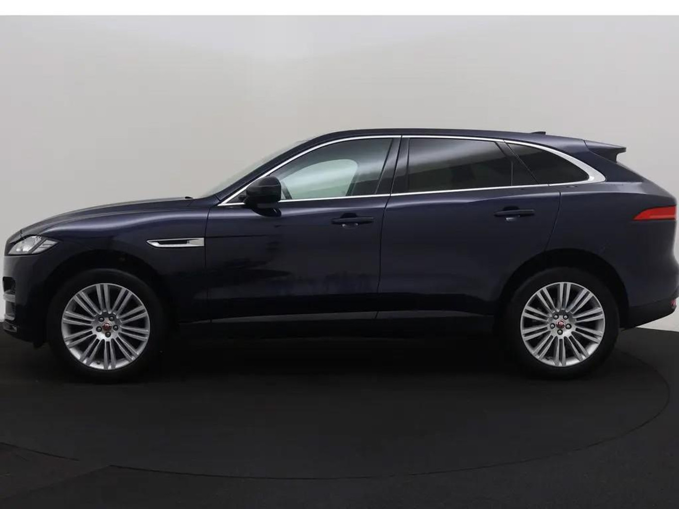 Foto van Jaguar Jaguar F-pace