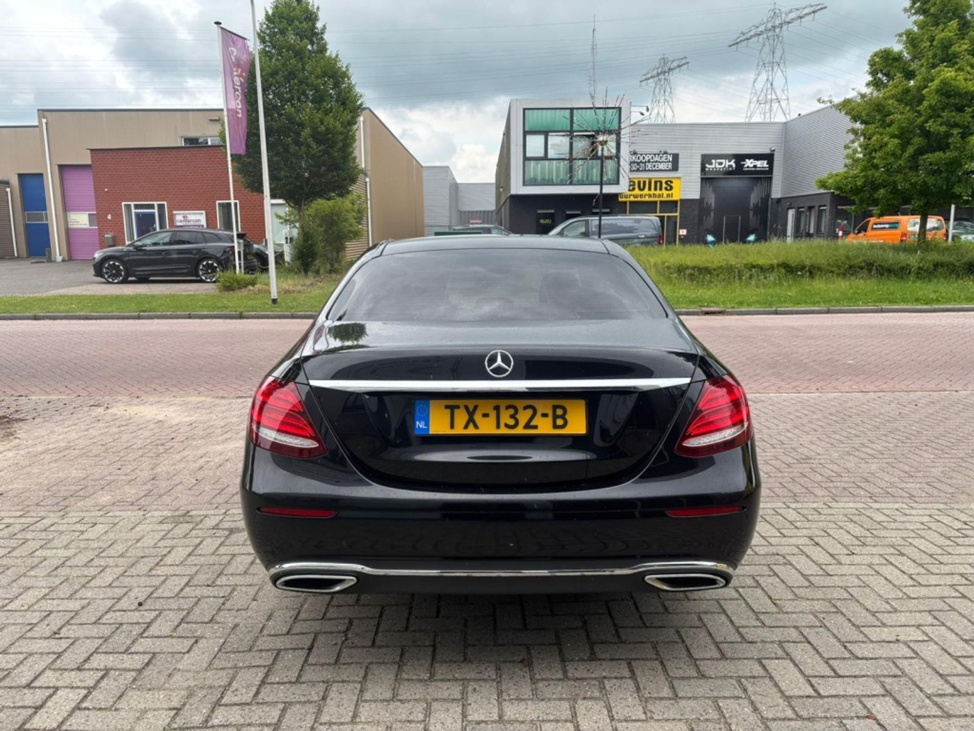 Foto van Mercedes-Benz E 220 D