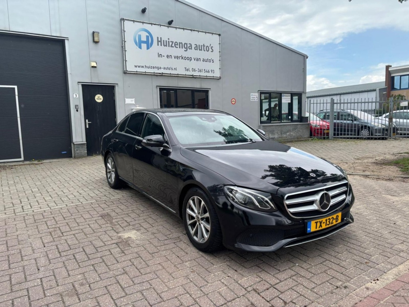 Mercedes-Benz E 220 D 220 D| PANO| WIDESCREEN| LEER| NEW MOTOR!|EX BTW 2017 - voorkant