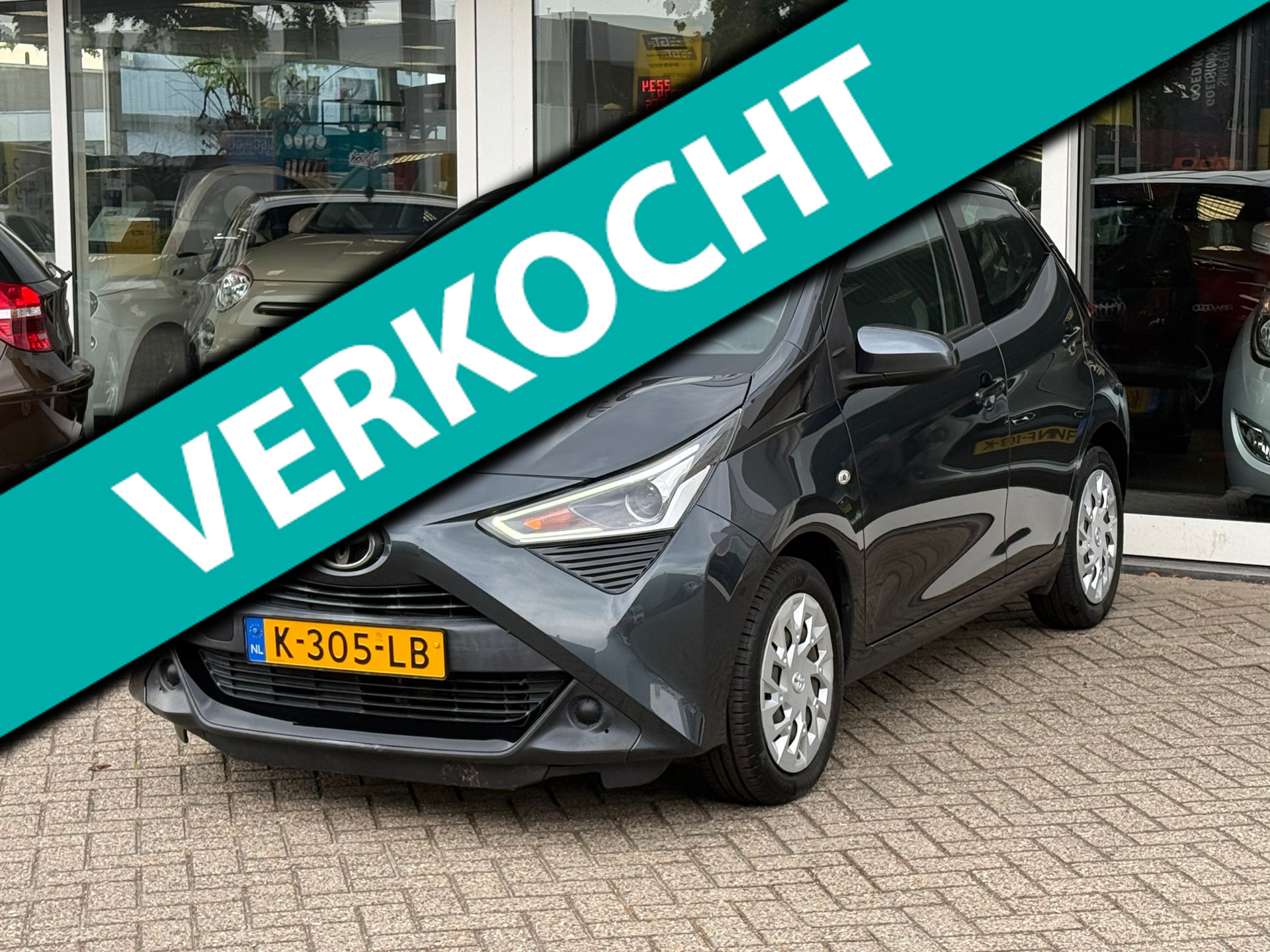 Toyota Toyota Aygo 1.0 VVT-i x-play Automaat, NAP, 1e eignr 2021 - voorkant