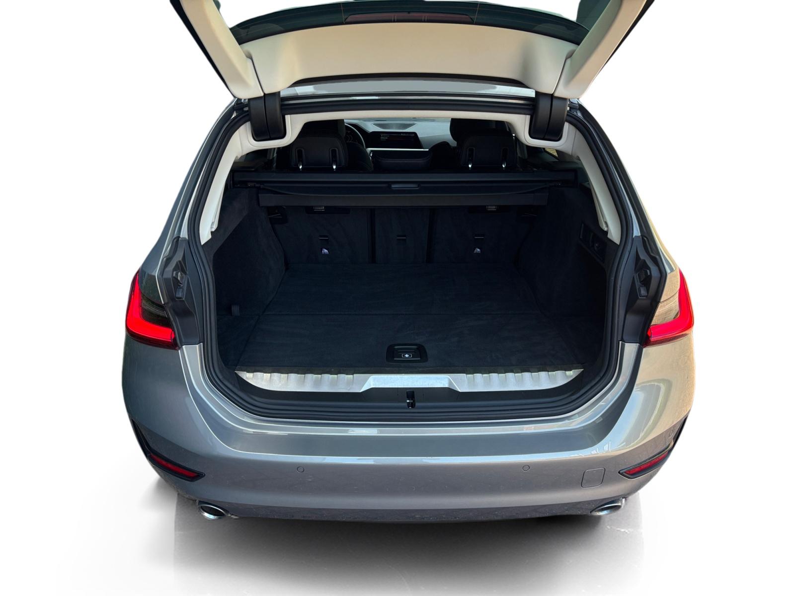 Foto van BMW 330e