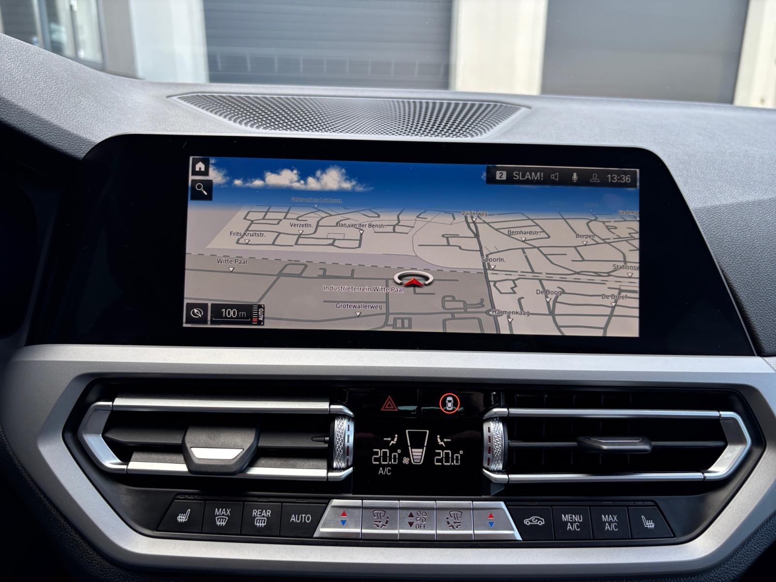 Foto van BMW 330e