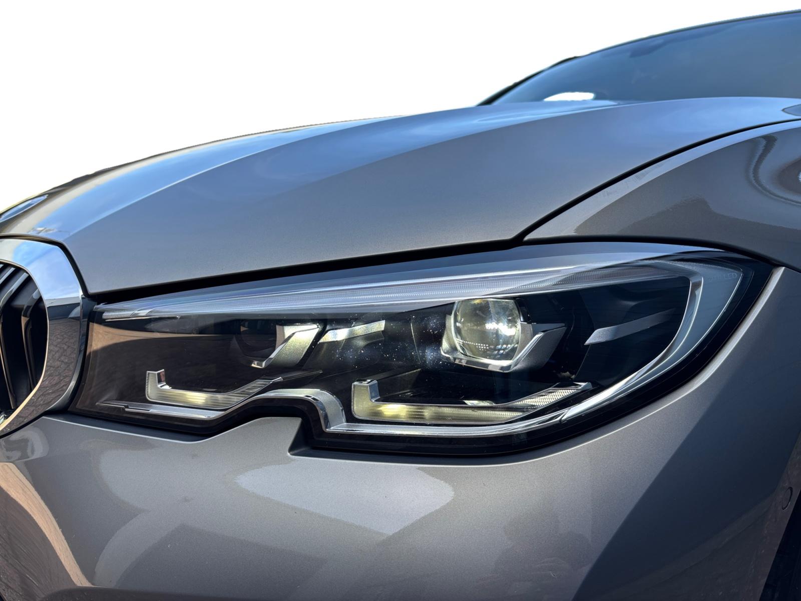 Foto van BMW 330e