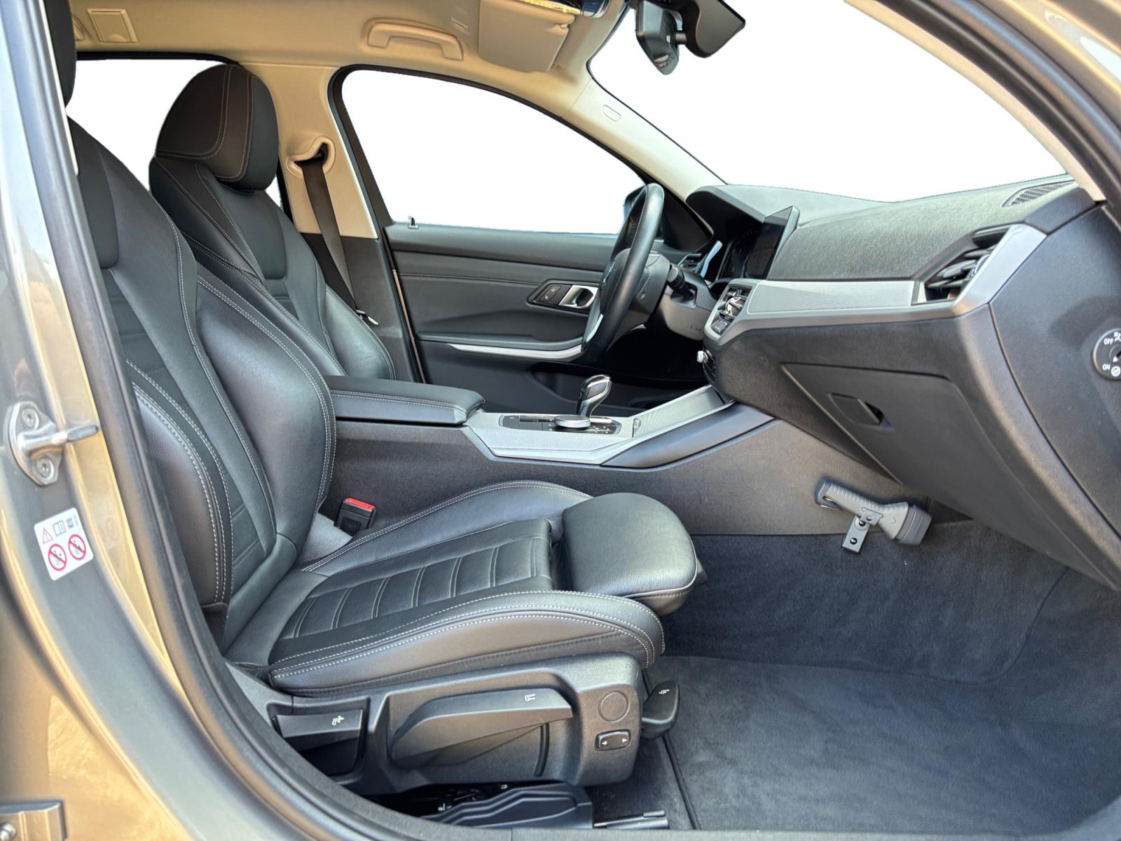 Foto van BMW 330e