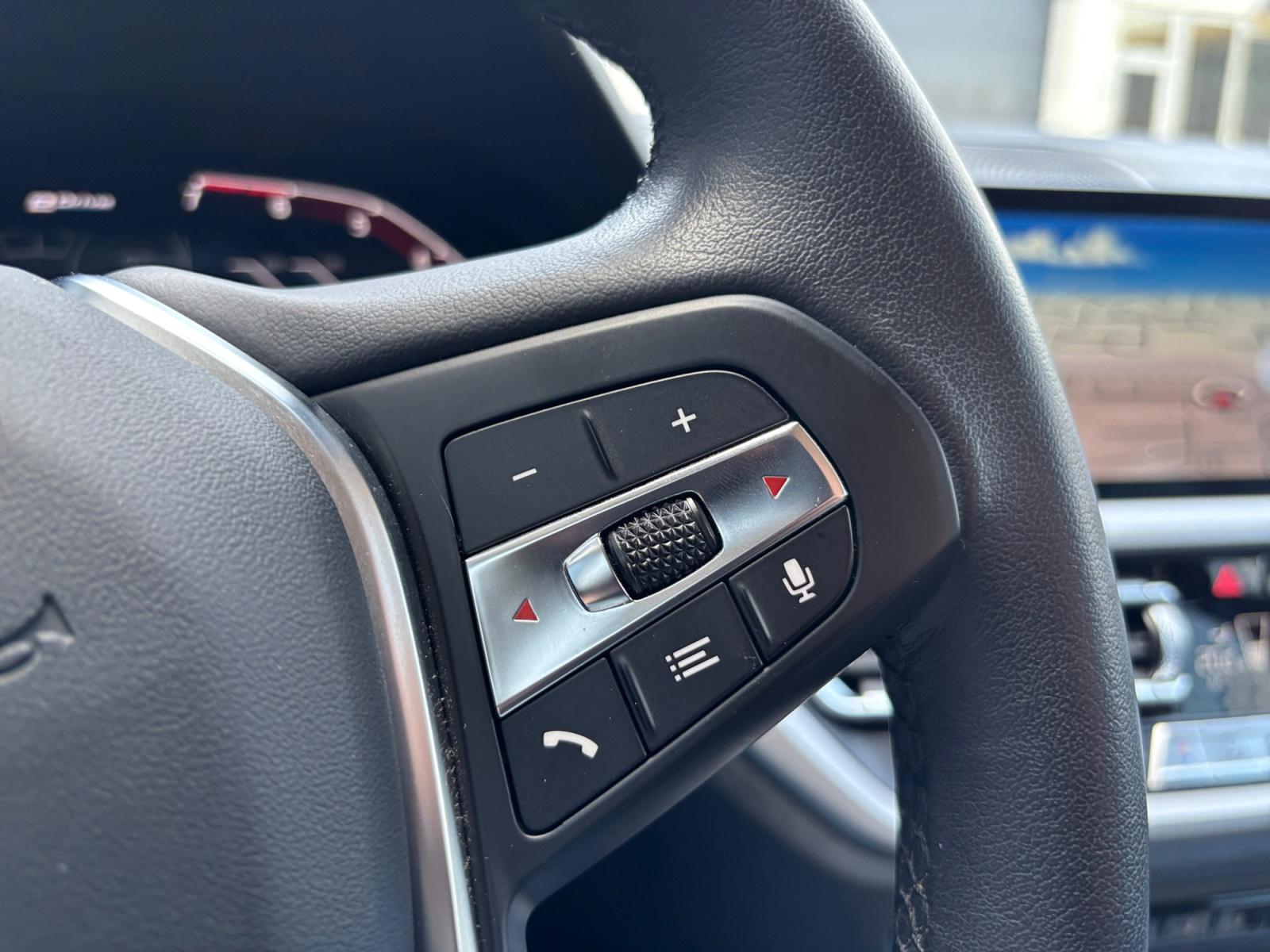 Foto van BMW 330e