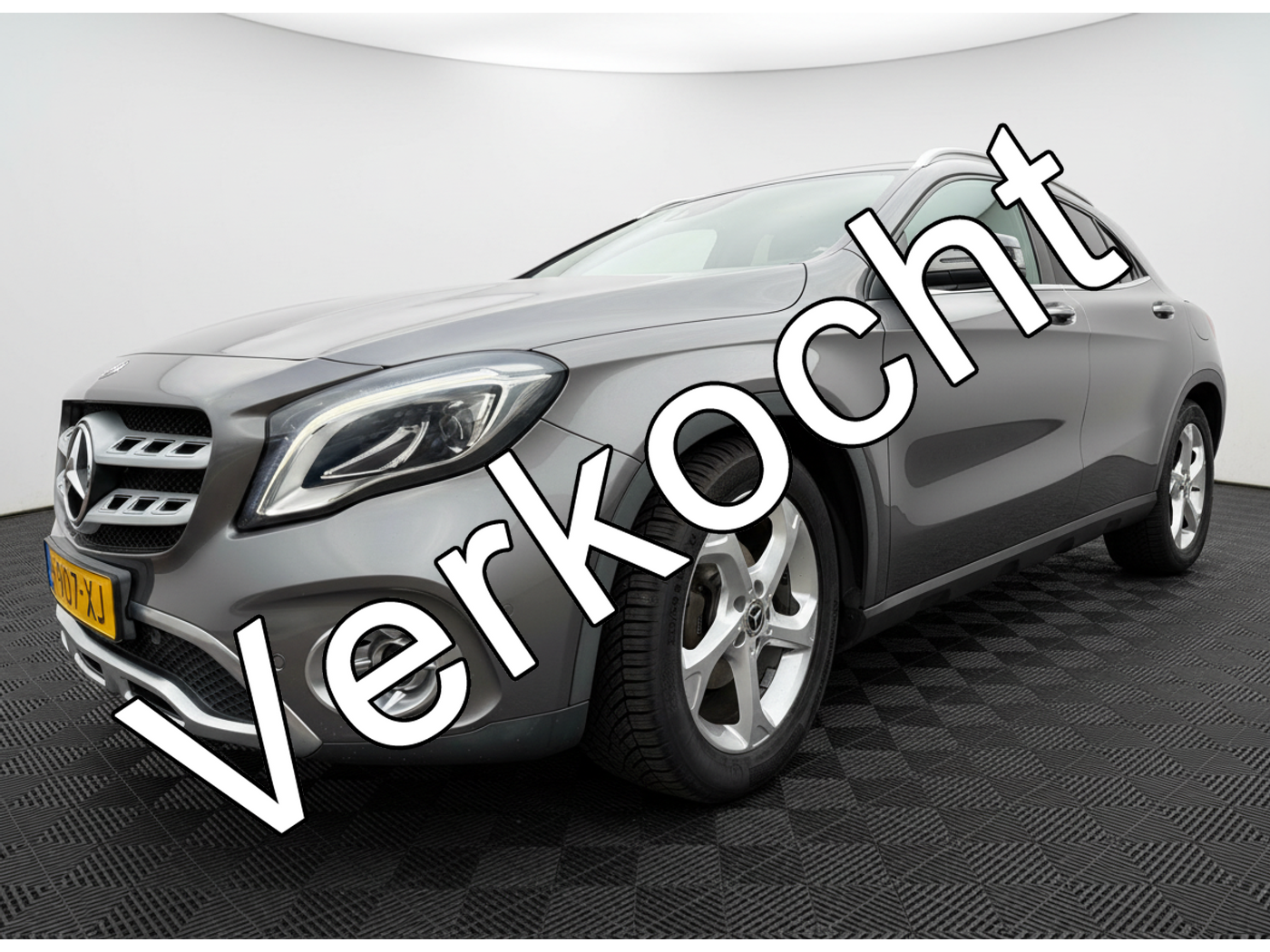 Mercedes-Benz Gla 200 200 Premium aut., 2017 - voorkant