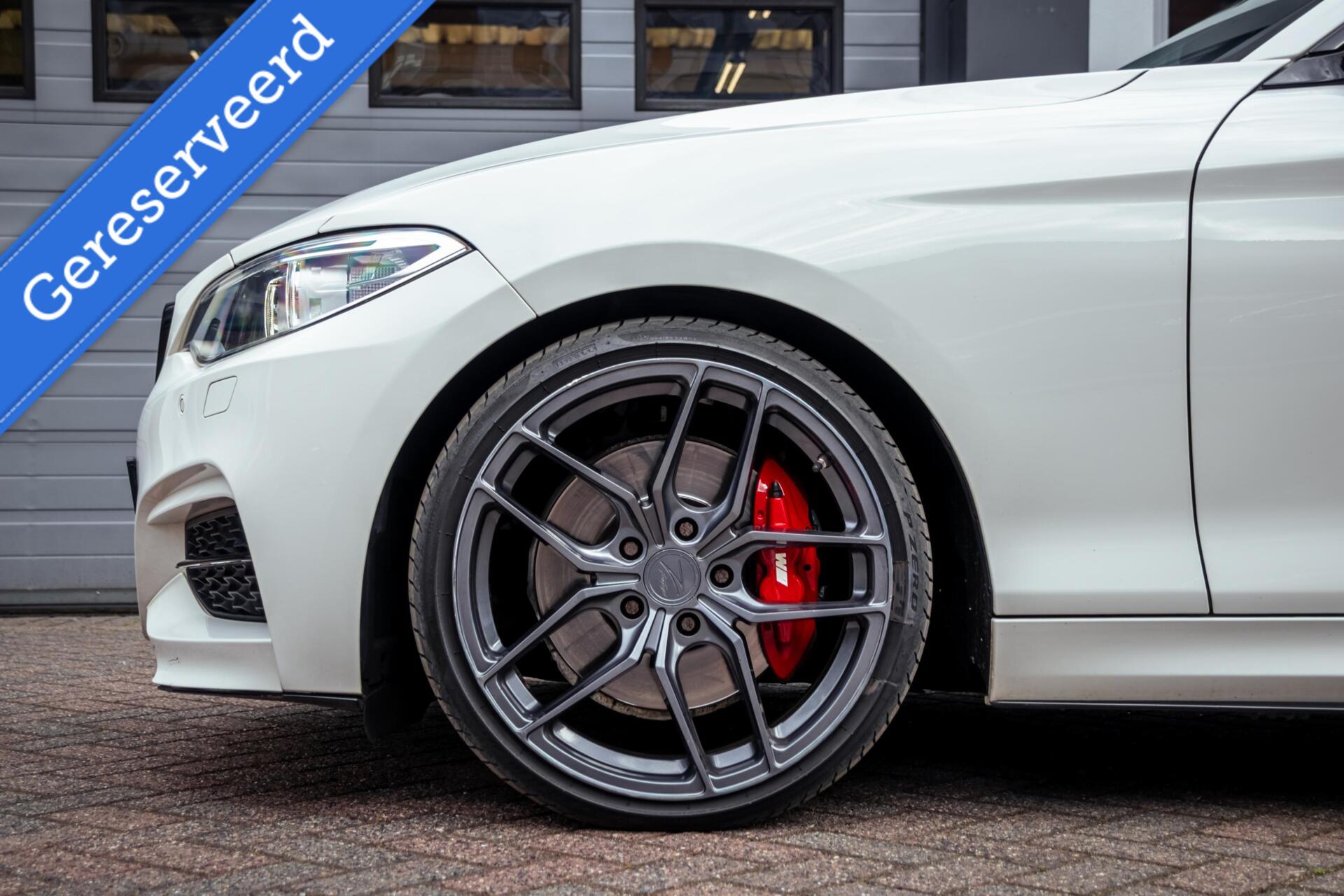 Foto van BMW M235i xDrive