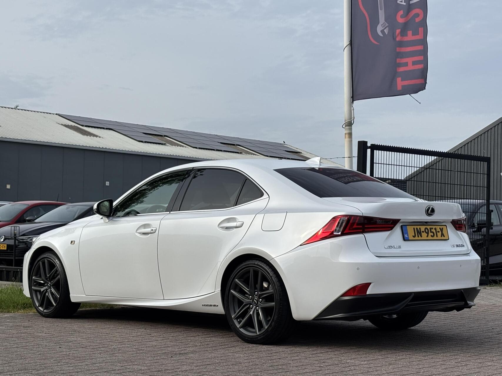 Foto van Lexus Lexus Is300h