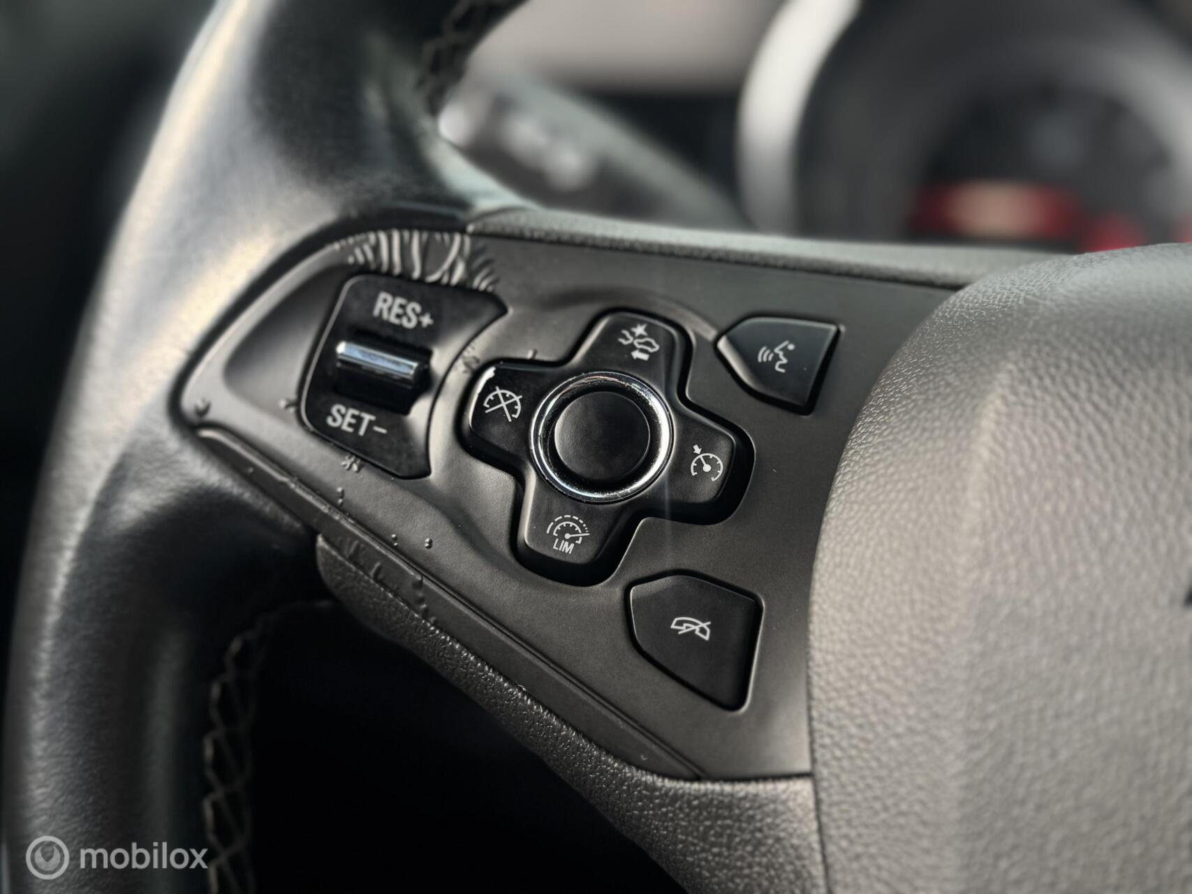 Foto van Opel Astra Sports Tourer+