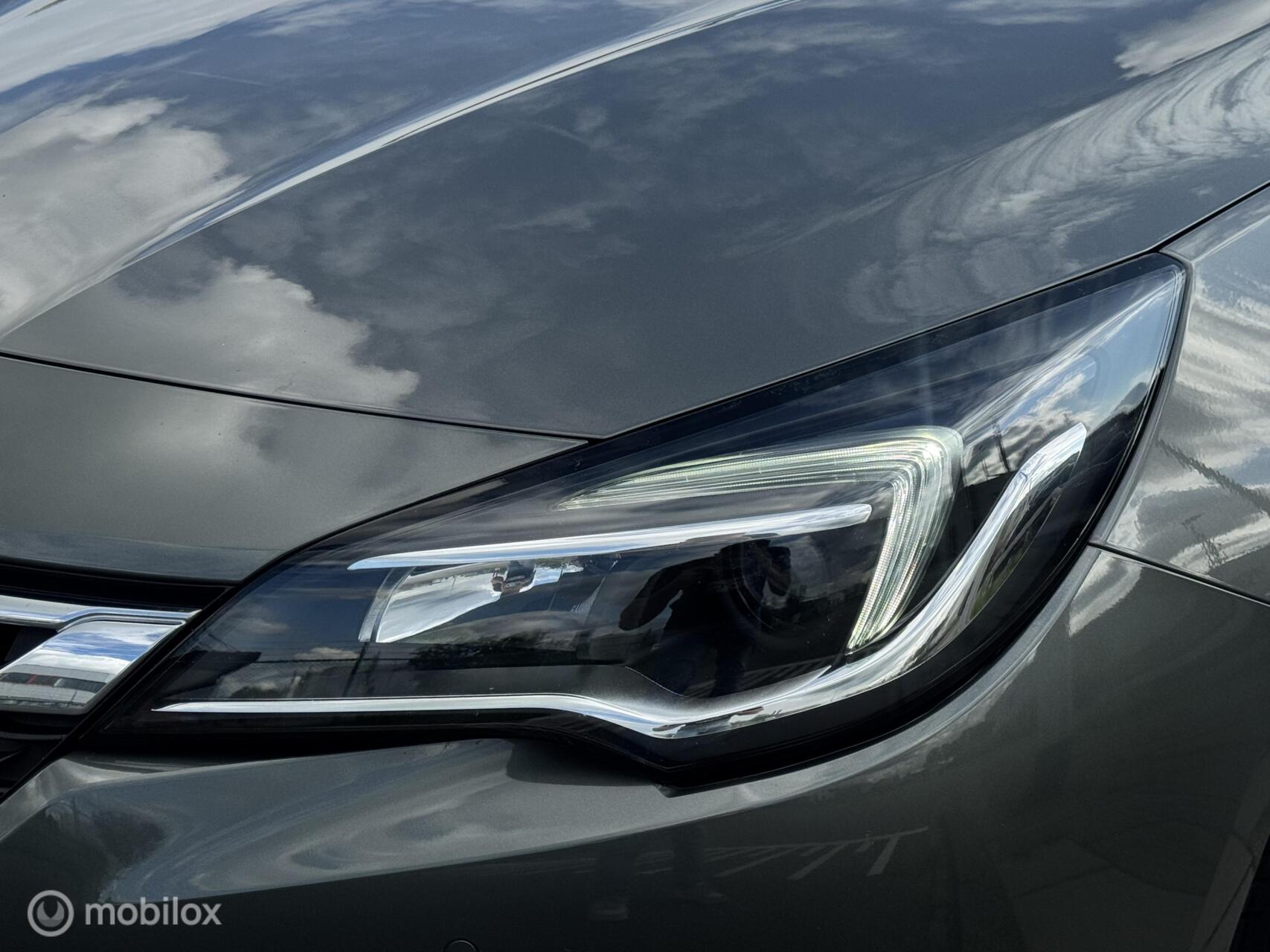 Foto van Opel Astra Sports Tourer+