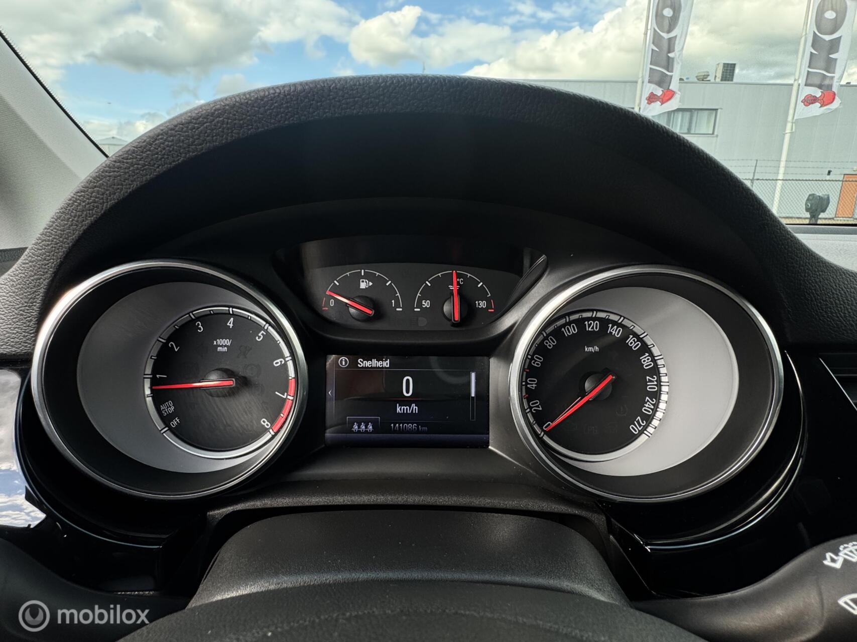 Foto van Opel Astra Sports Tourer+