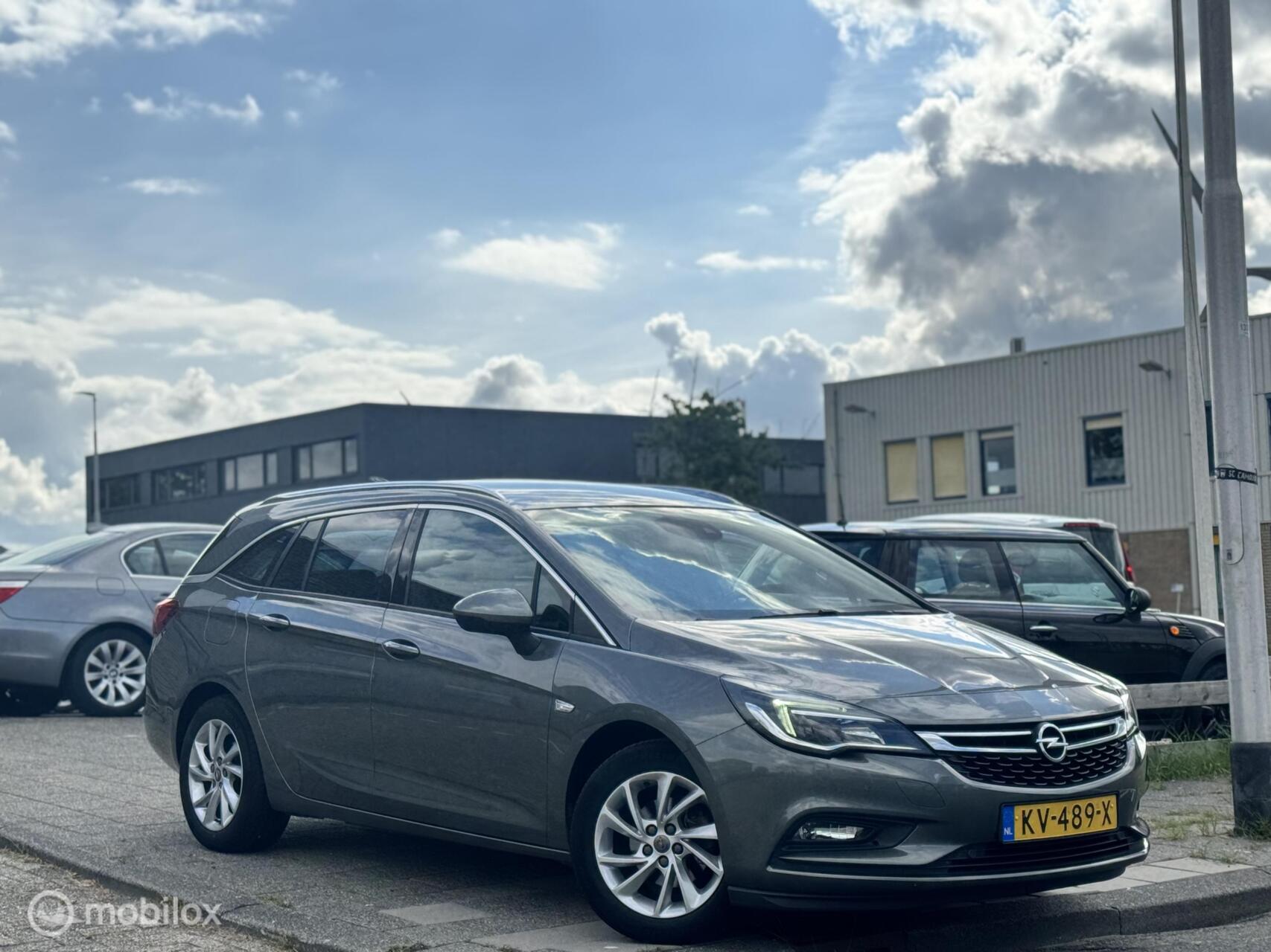 Foto van Opel Astra Sports Tourer+