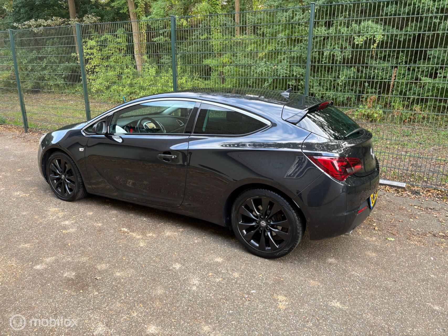 Foto van Opel Astra GTC