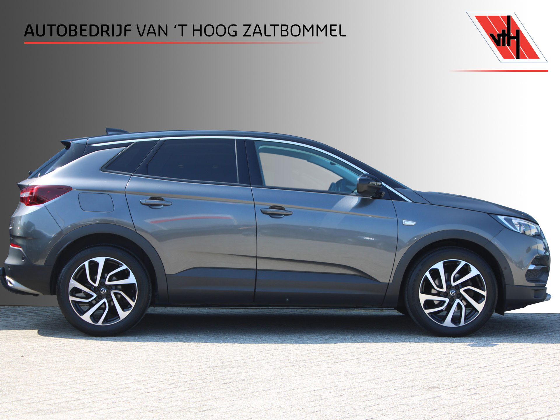Opel Grandland X 1.2 Turbo 130pk Innovation AGR LEDER NAVI CAMERA CARPLAY 19'' TREKHAAK 2019 - voorkant