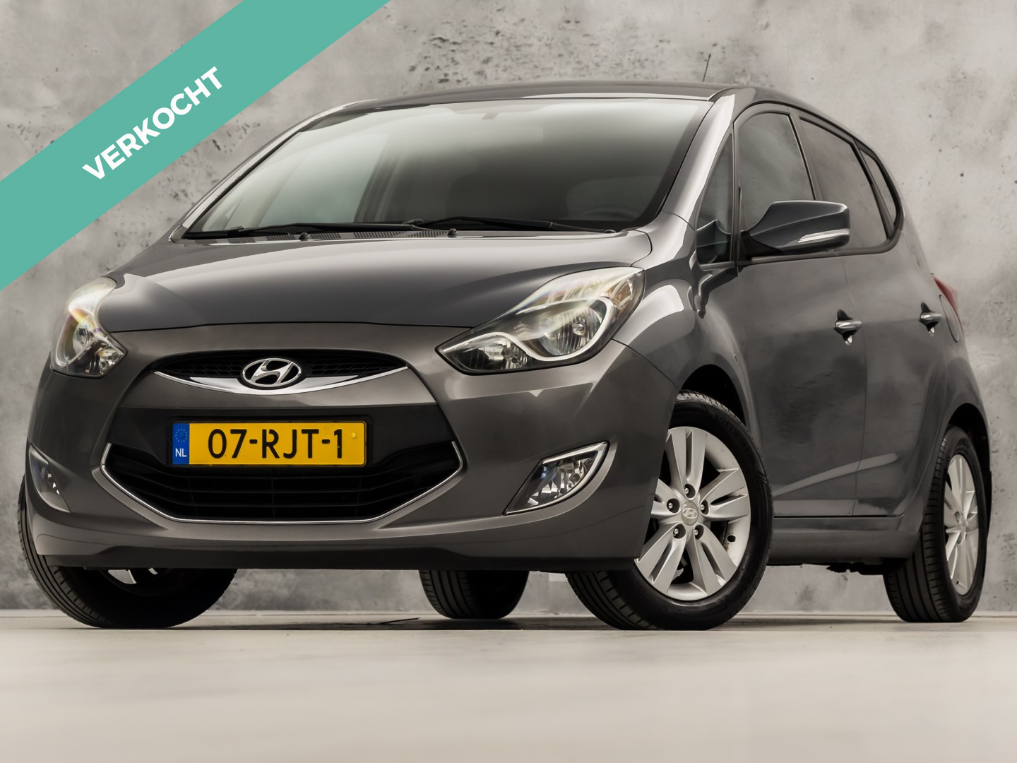 Hyundai Ix20 1.6i i-Vision 2011 - voorkant