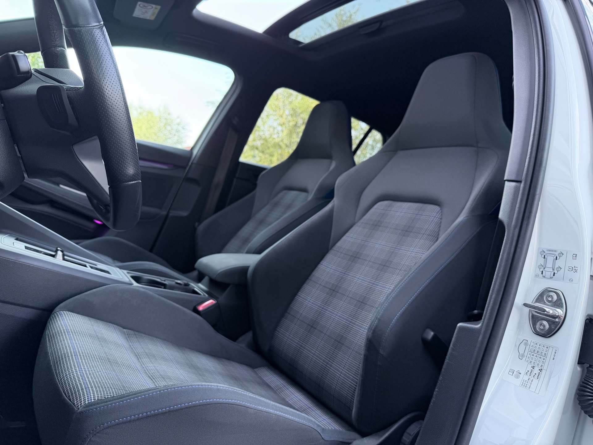 Foto van Volkswagen Golf GTE