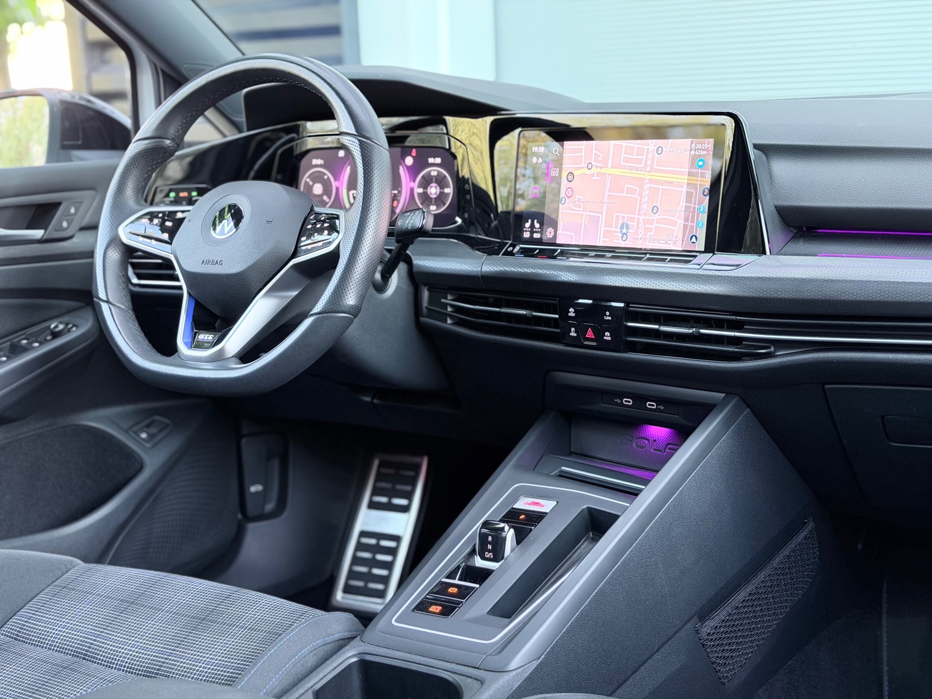 Foto van Volkswagen Golf GTE