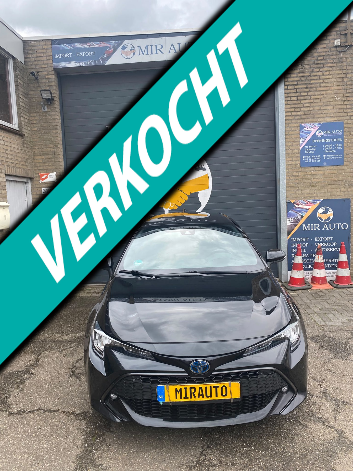 Toyota Corolla 1.8 Hybrid Business 2021 - voorkant