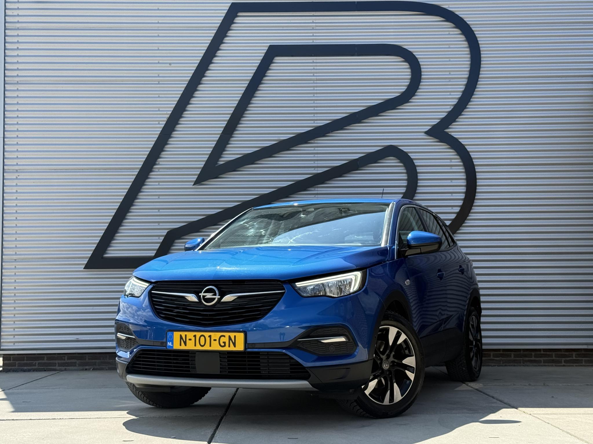 Opel Grandland X 1.2 Turbo Innovation 2019 - voorkant