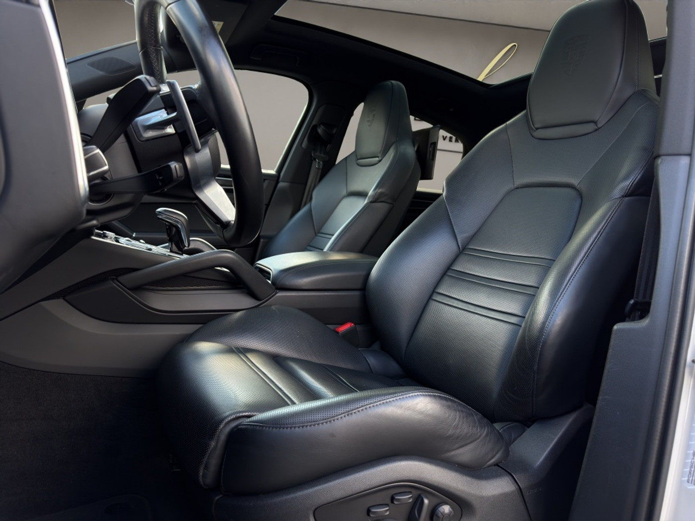 Foto van Porsche Cayenne E-hybrid