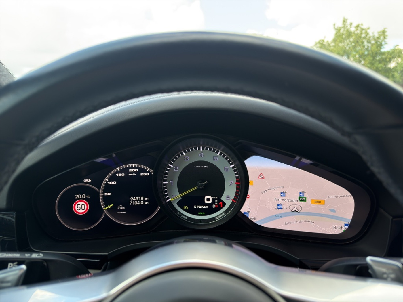 Foto van Porsche Cayenne E-hybrid
