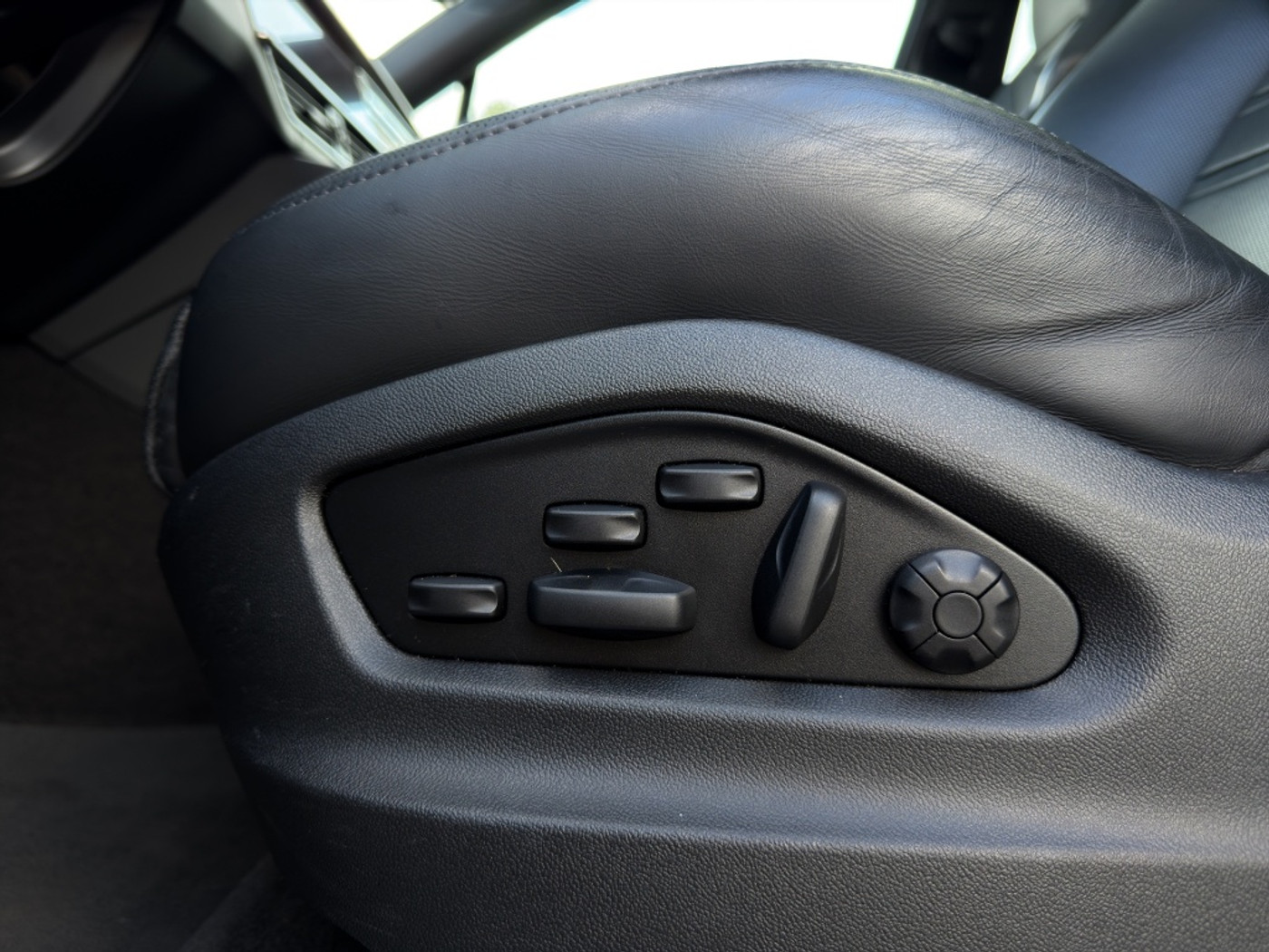 Foto van Porsche Cayenne E-hybrid