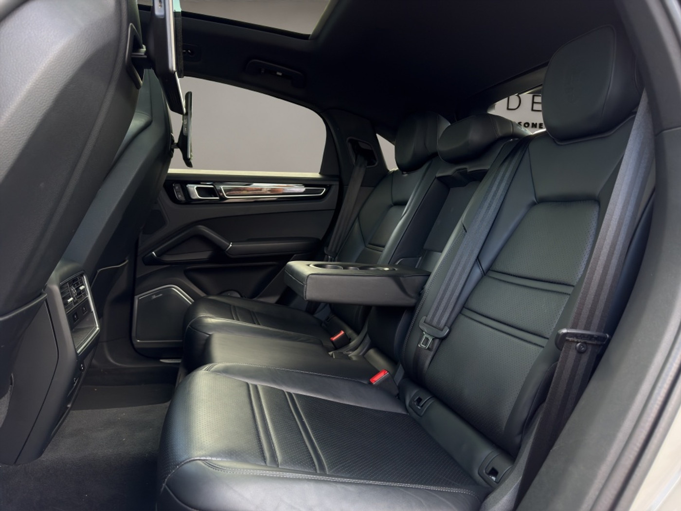 Foto van Porsche Cayenne E-hybrid