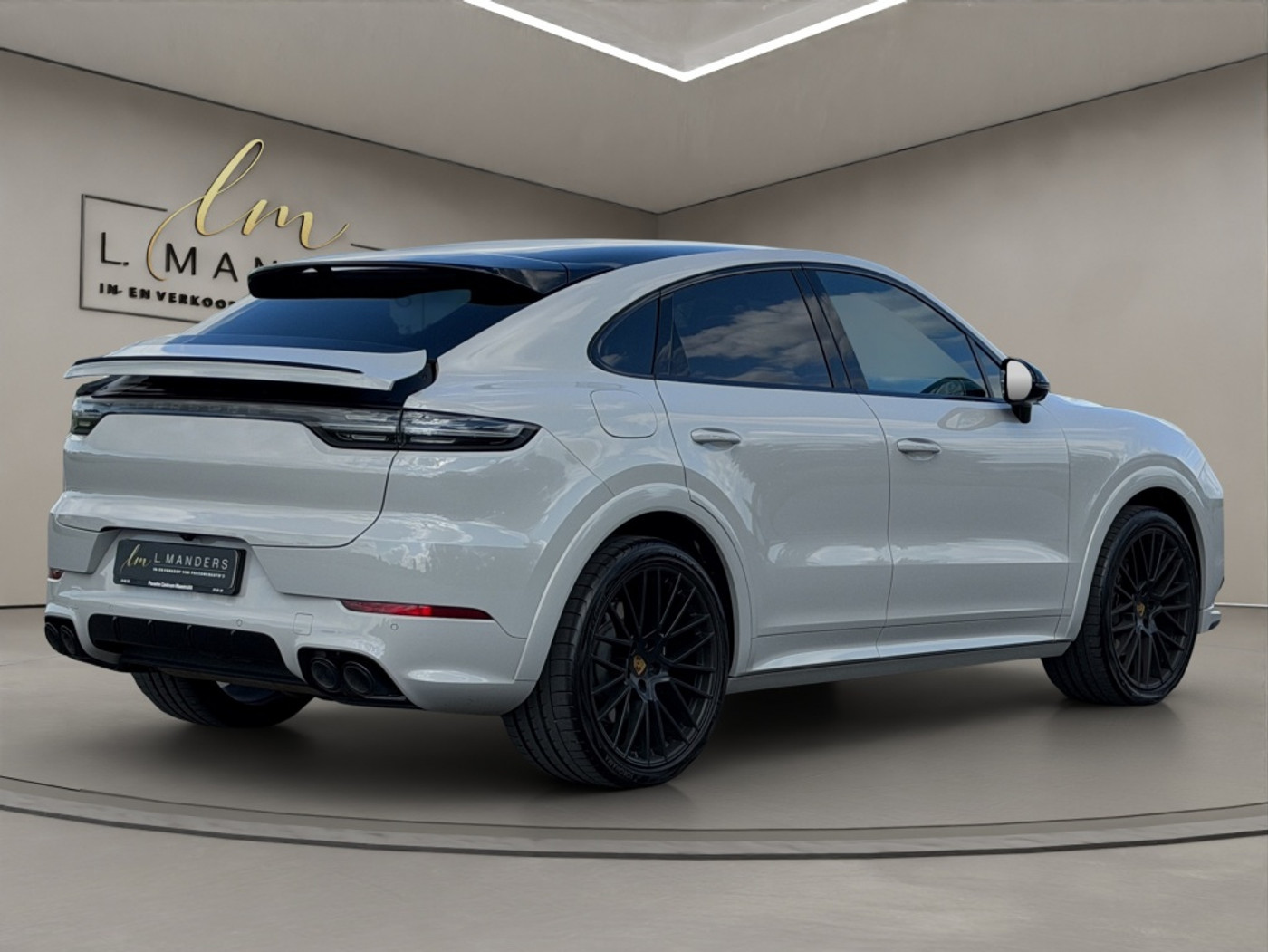 Foto van Porsche Cayenne E-hybrid