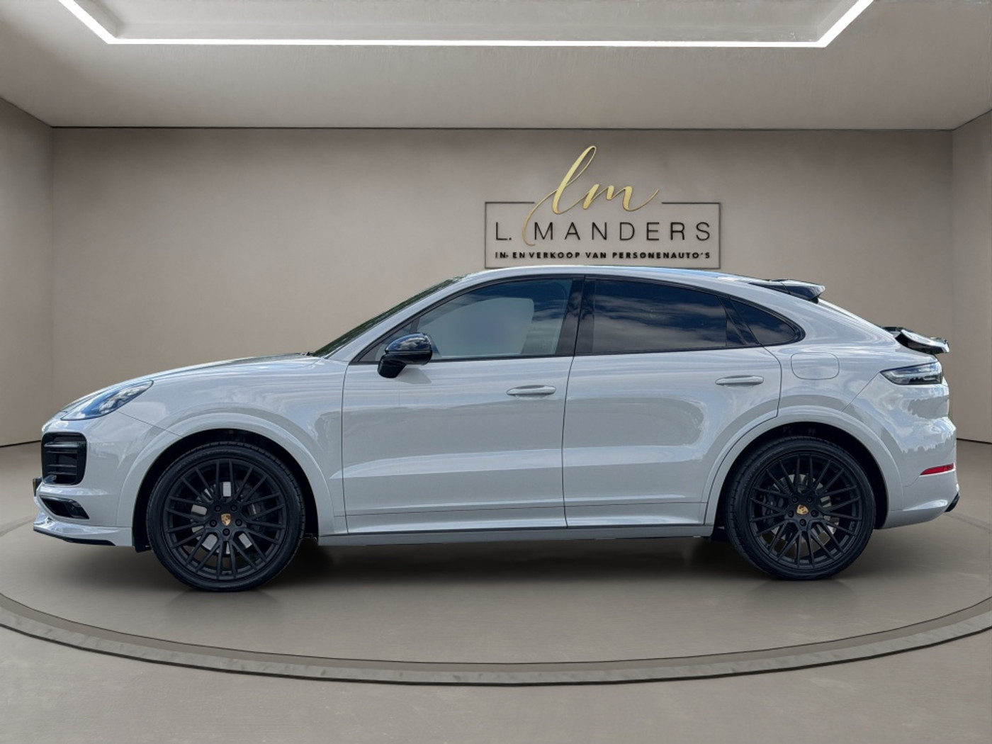 Foto van Porsche Cayenne E-hybrid