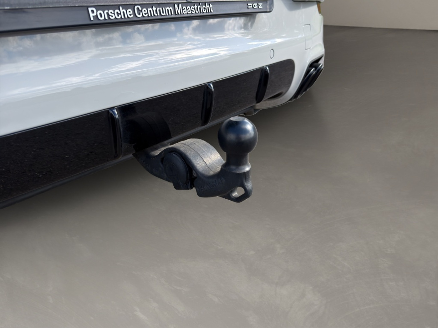 Foto van Porsche Cayenne E-hybrid