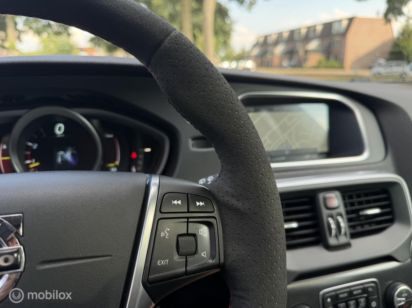Foto van Volvo V40 Cross Country