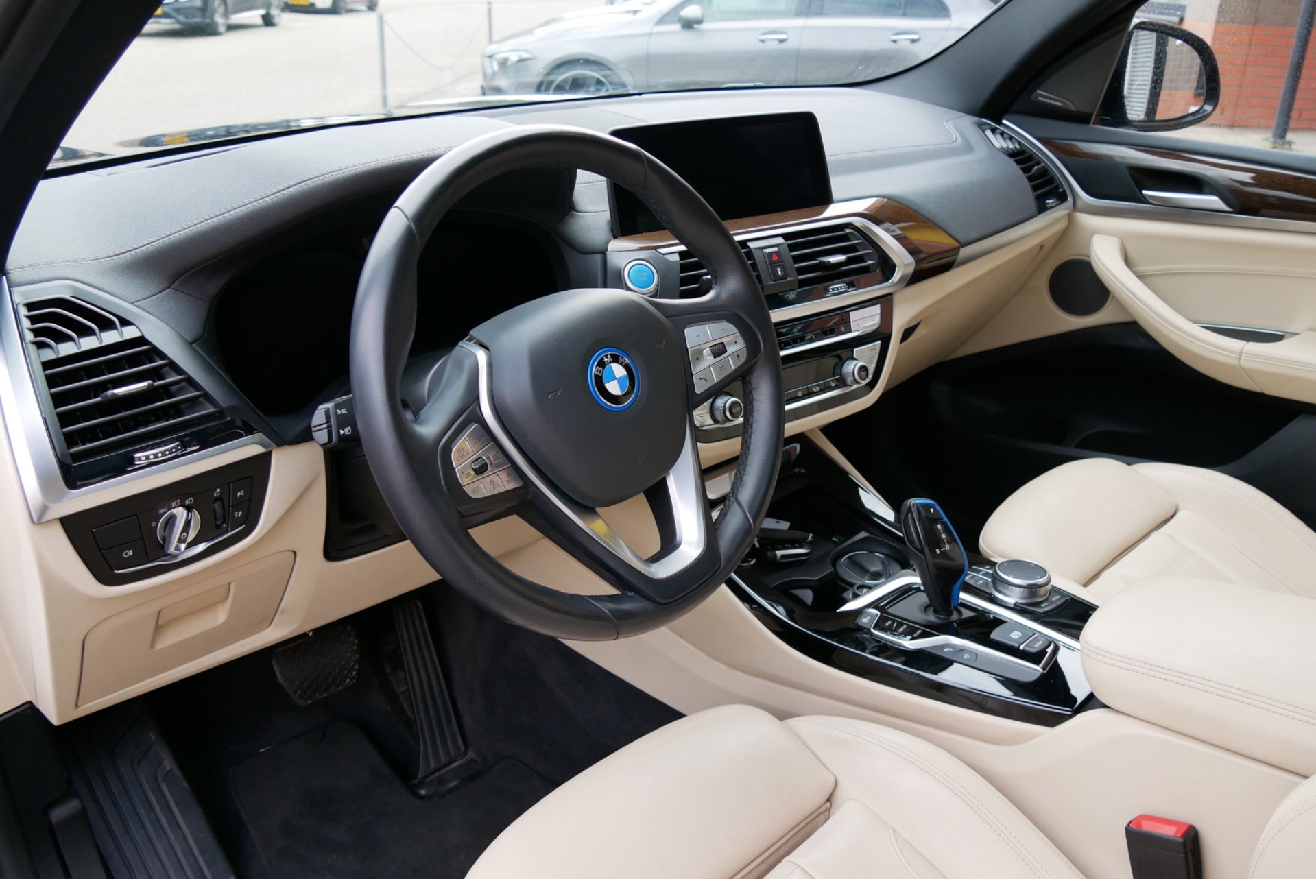 Foto van BMW Ix3