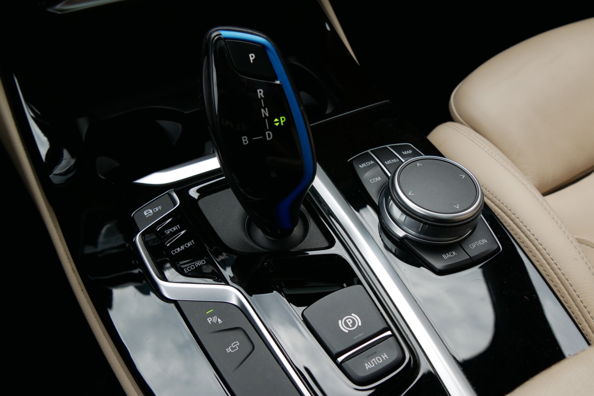 Foto van BMW Ix3