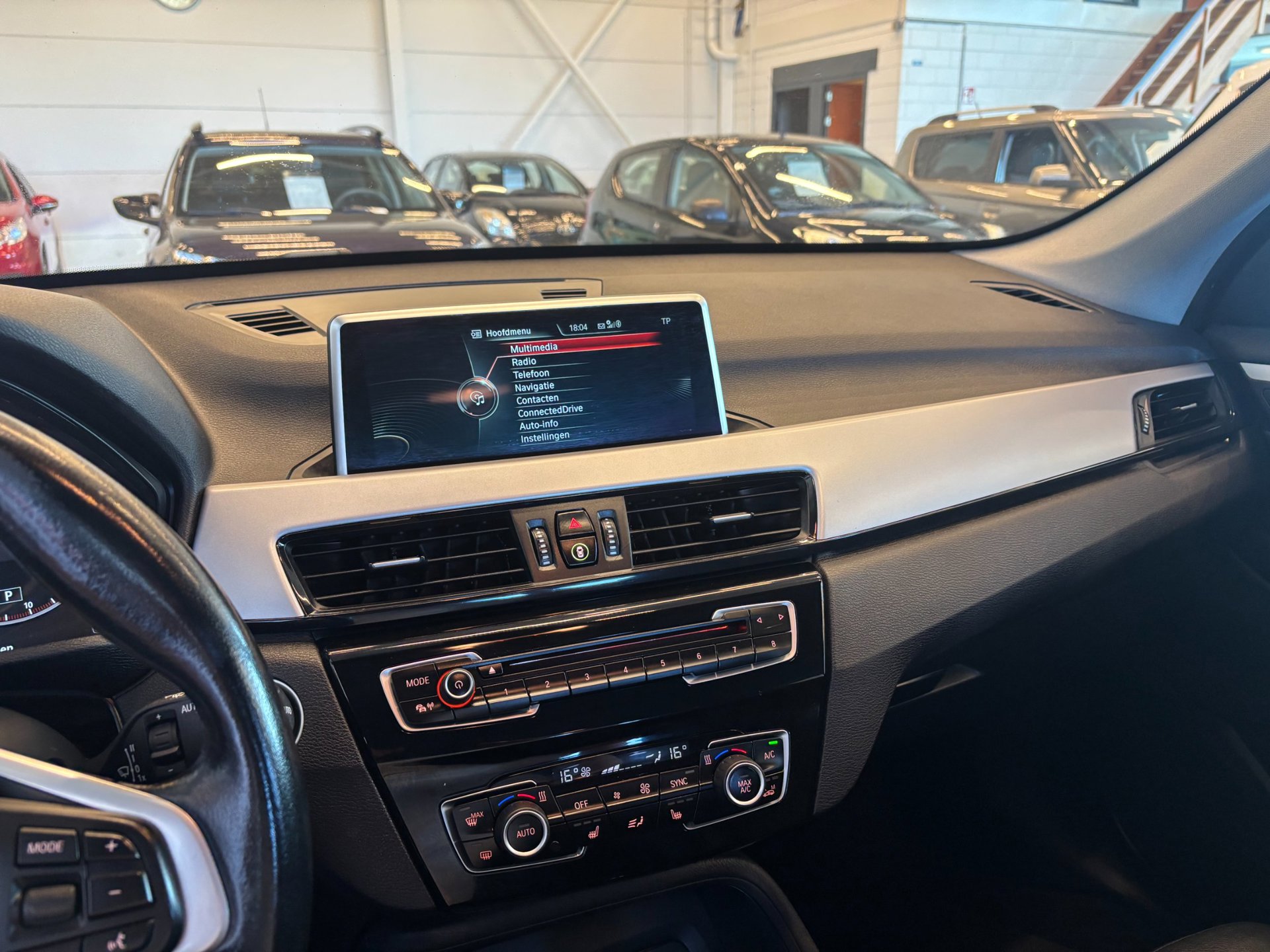 Foto van BMW X1 Sdrive18i