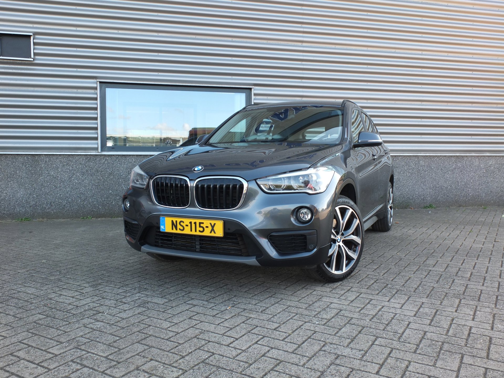 Foto van BMW X1 Sdrive18i