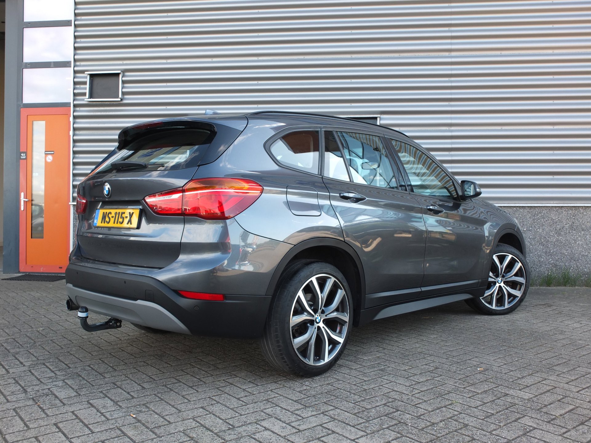 Foto van BMW X1 Sdrive18i