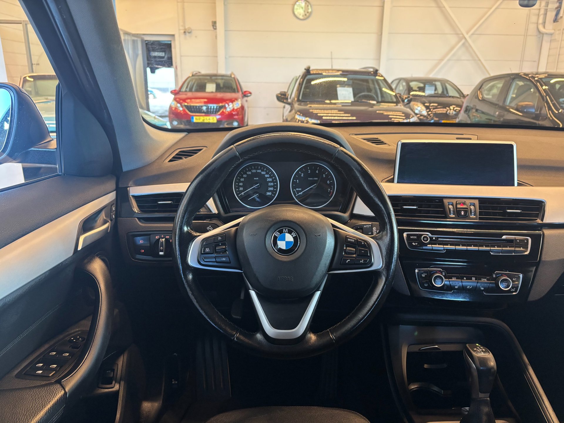 Foto van BMW X1 Sdrive18i