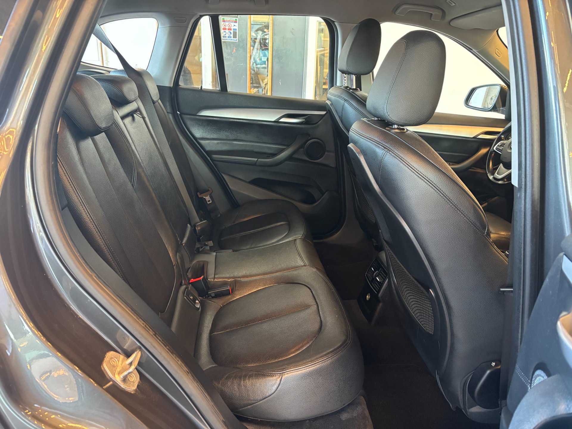 Foto van BMW X1 Sdrive18i