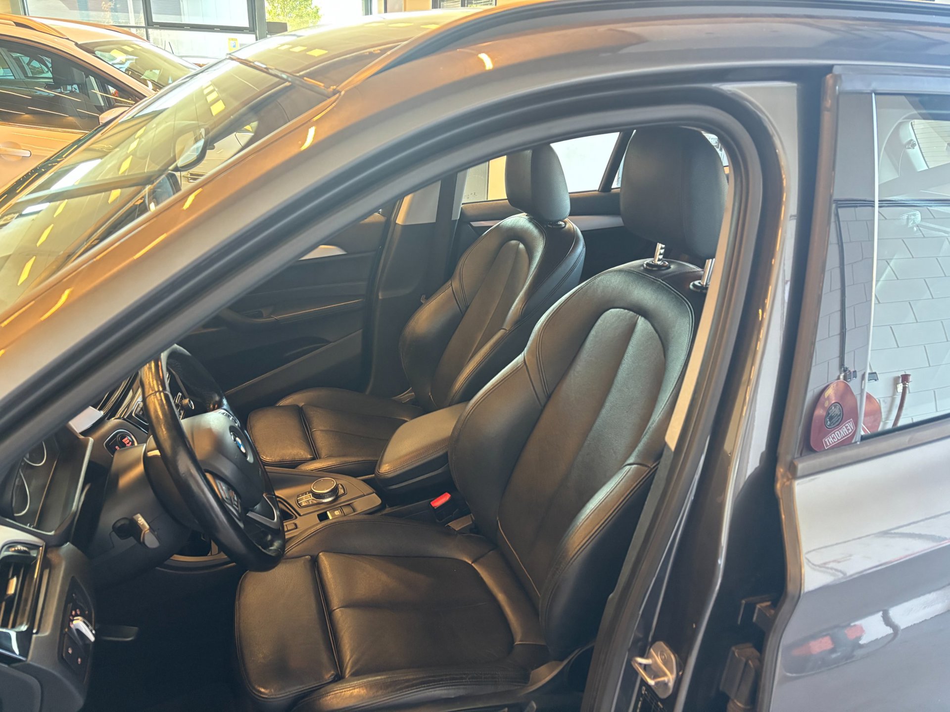 Foto van BMW X1 Sdrive18i