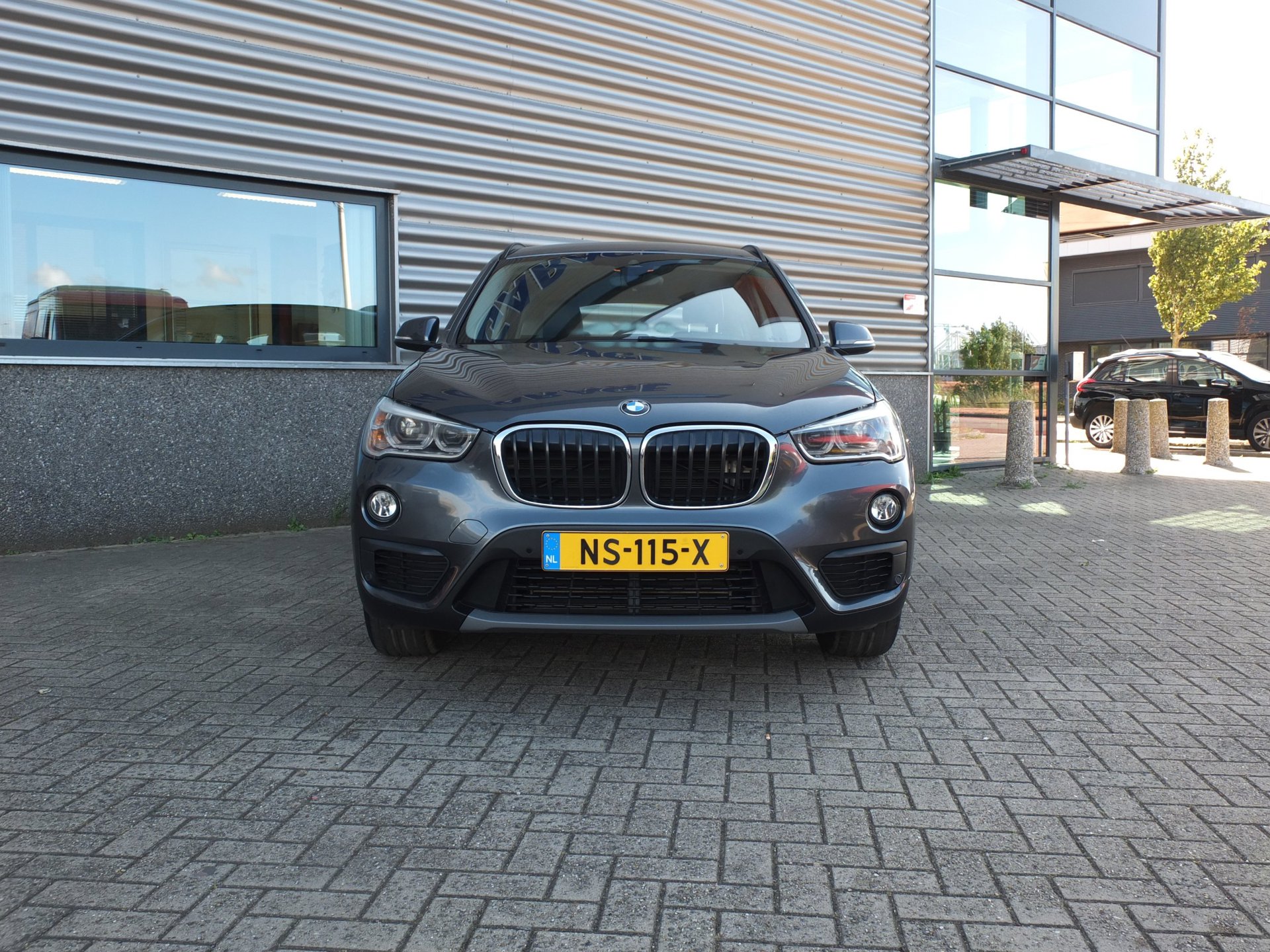 Foto van BMW X1 Sdrive18i