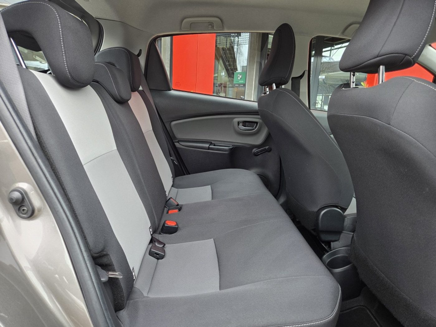 Foto van Toyota Toyota Yaris Hybrid