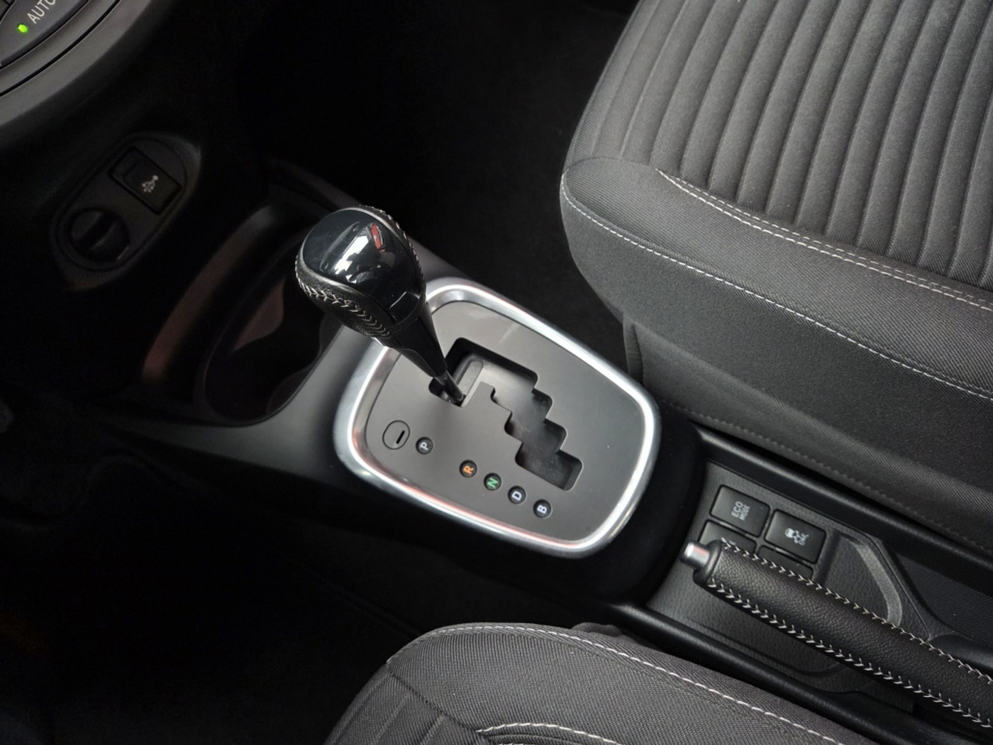 Foto van Toyota Toyota Yaris Hybrid