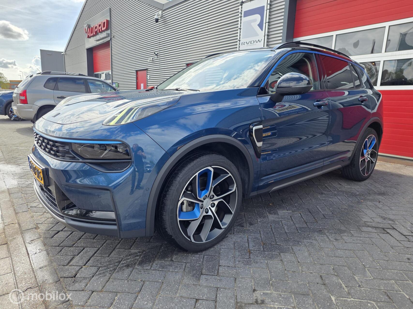 Foto van Lynk&co LYNK & Co 01